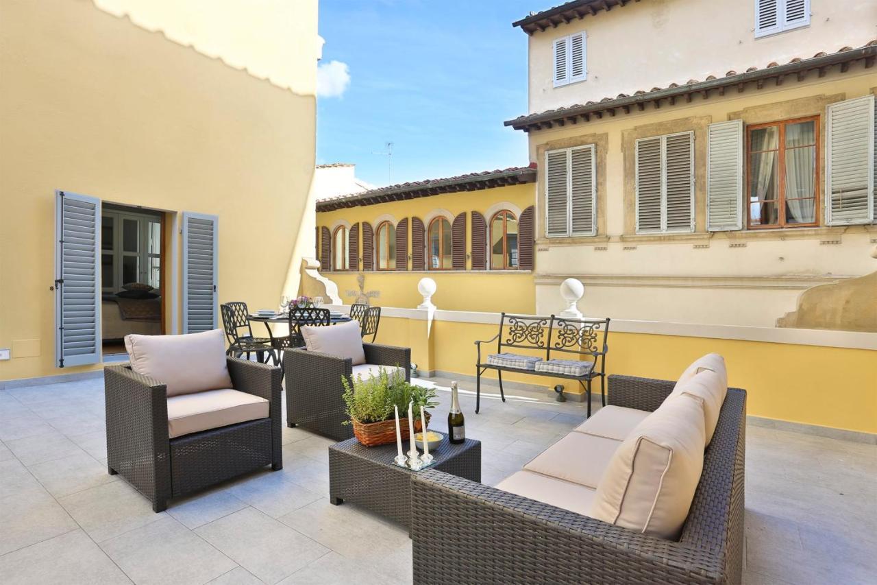Design Apartment In The Heart Of Florence - Hosted By Sweetstay Florença Exterior foto