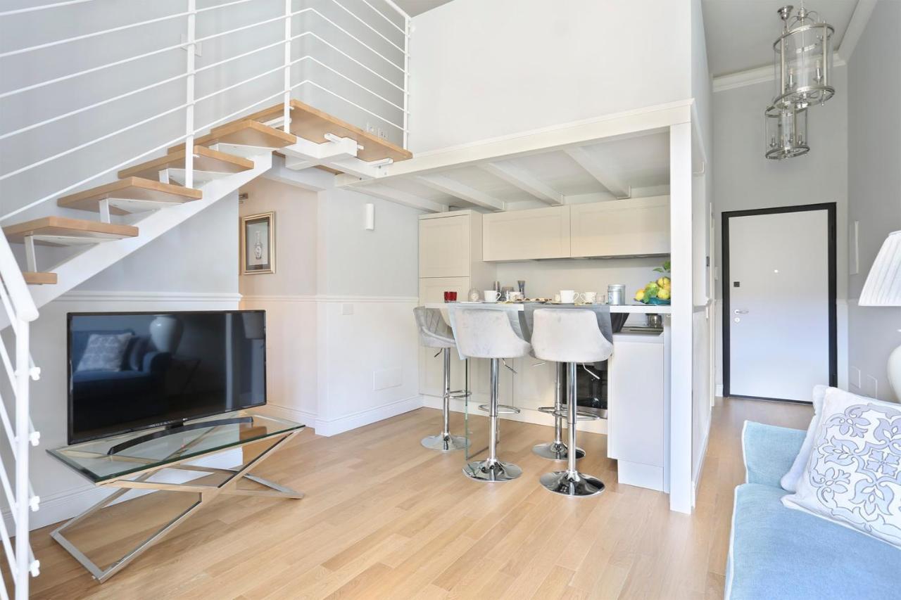 Design Apartment In The Heart Of Florence - Hosted By Sweetstay Florença Exterior foto
